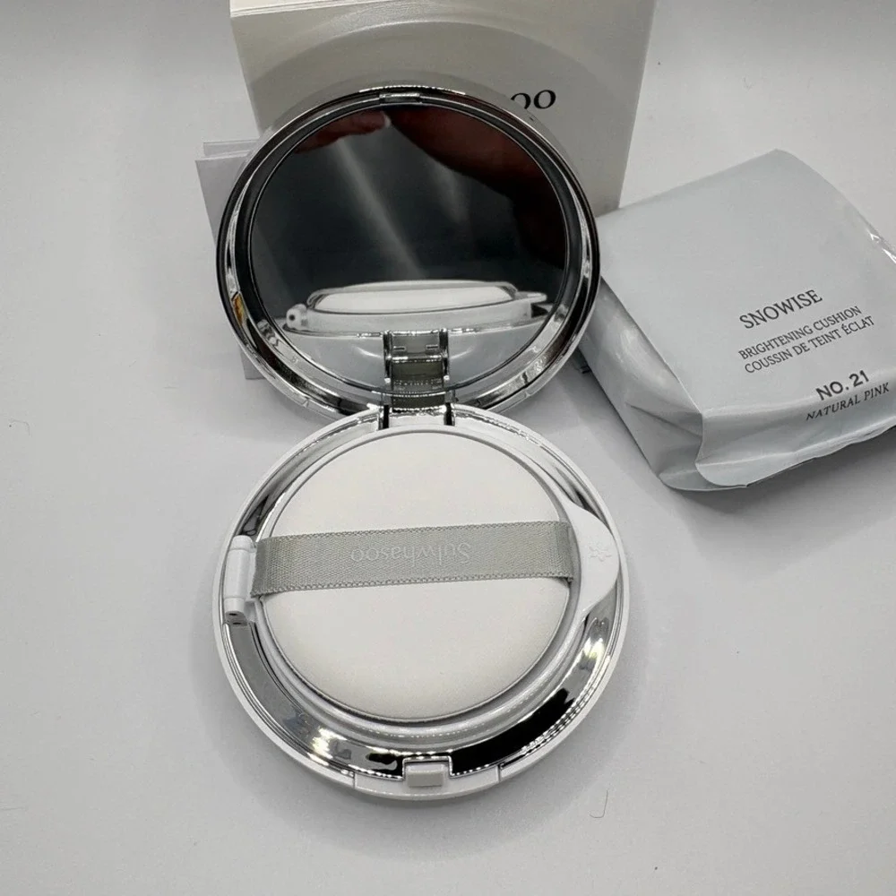 Sulwhasoo Snowise Brightening Cushion Duo No. 21 Natural Pink SPF 50+